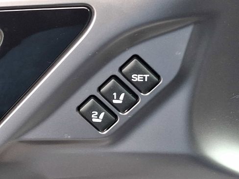 Used 2020 Subaru Outback Limited image 27