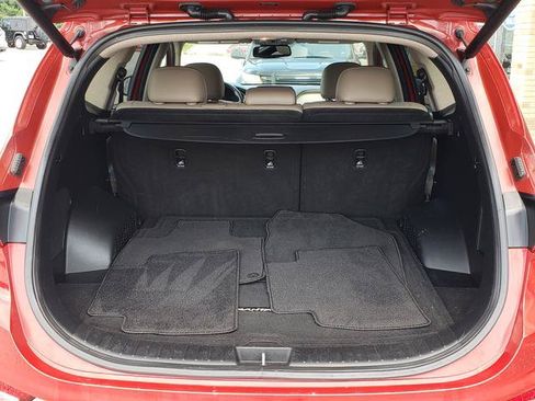 Used 2019 Hyundai Santa Fe AWD image 5