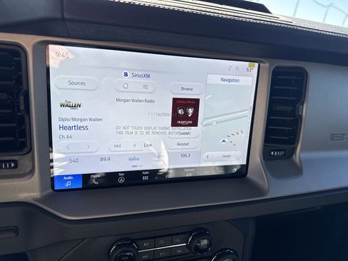 New 2025 Ford Bronco Outer Banks w/ Sasquatch Package AWD/4WD image 28