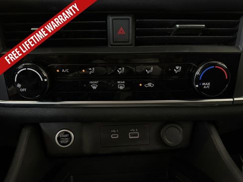 Used 2023 Nissan Rogue S AWD/4WD image 32