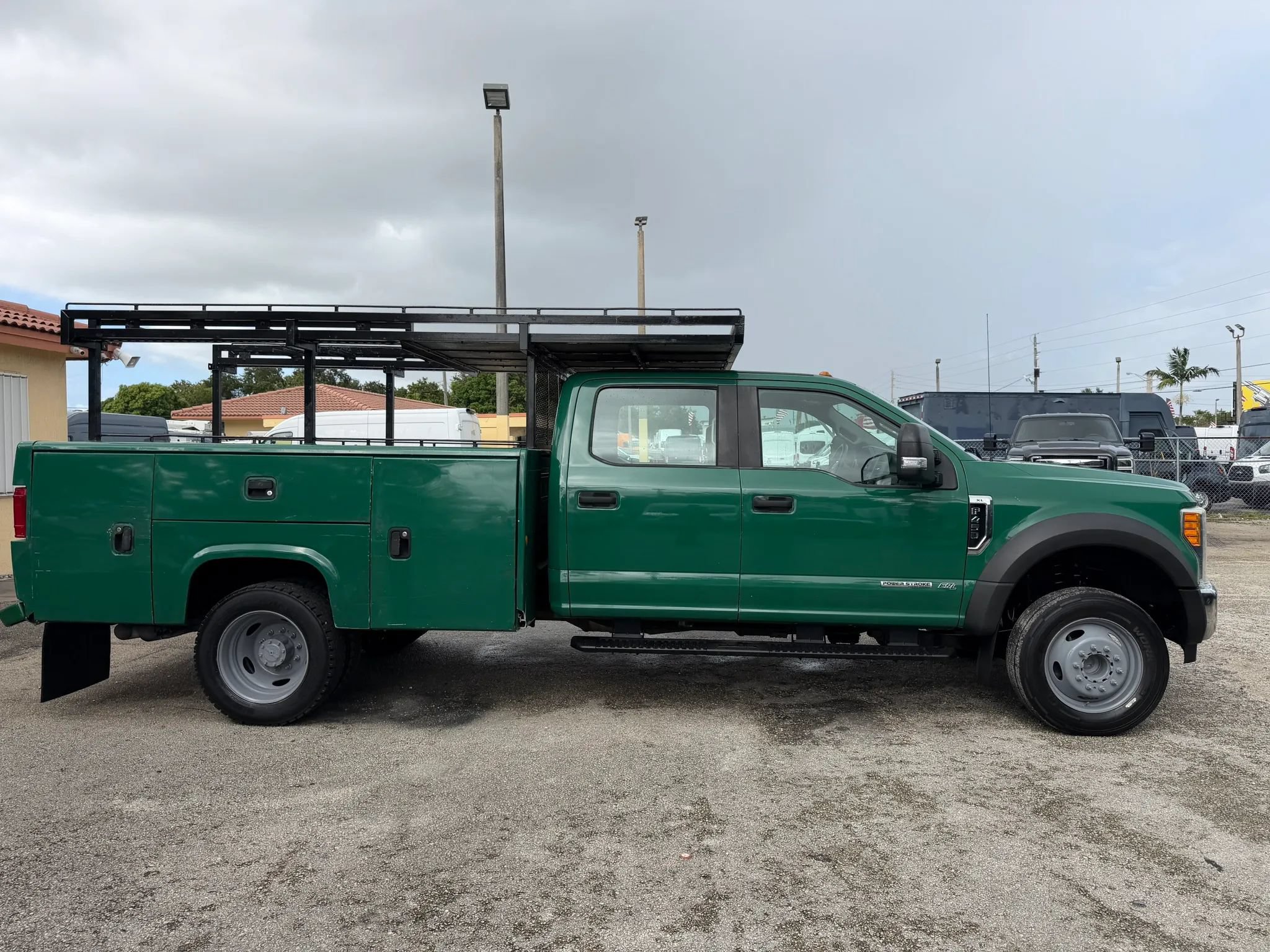 Used 2017 Ford F450 XL w/ Power Equipment Group RWD image 6