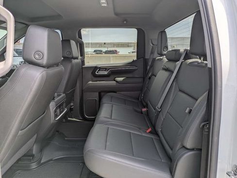 Used 2025 GMC Sierra 1500 SLT w/ SLT Convenience Package RWD image 13