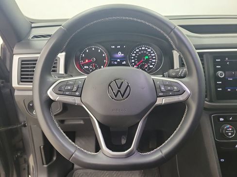 Used 2021 Volkswagen Atlas Cross Sport SE image 22