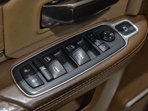 Used 2020 RAM 2500 Limited AWD/4WD image 43