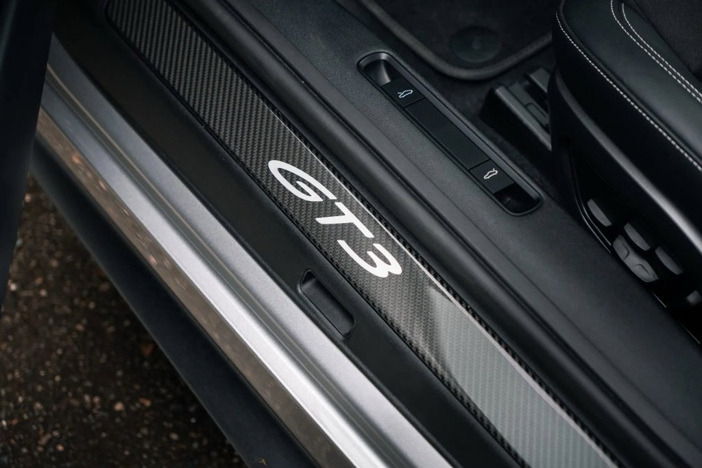 Used 2022 Porsche 911 GT3 RWD image 48