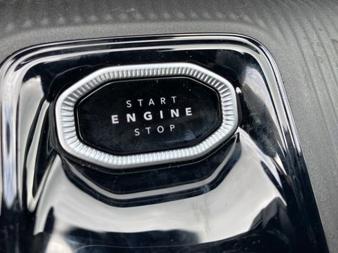 New 2026 Jeep Cherokee Limited image 33