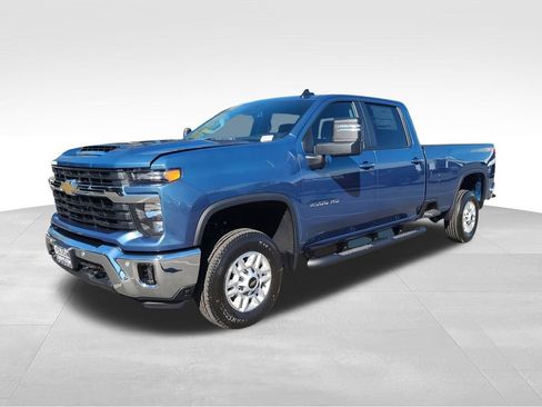 New 2026 Chevrolet Silverado 2500 LT image 1