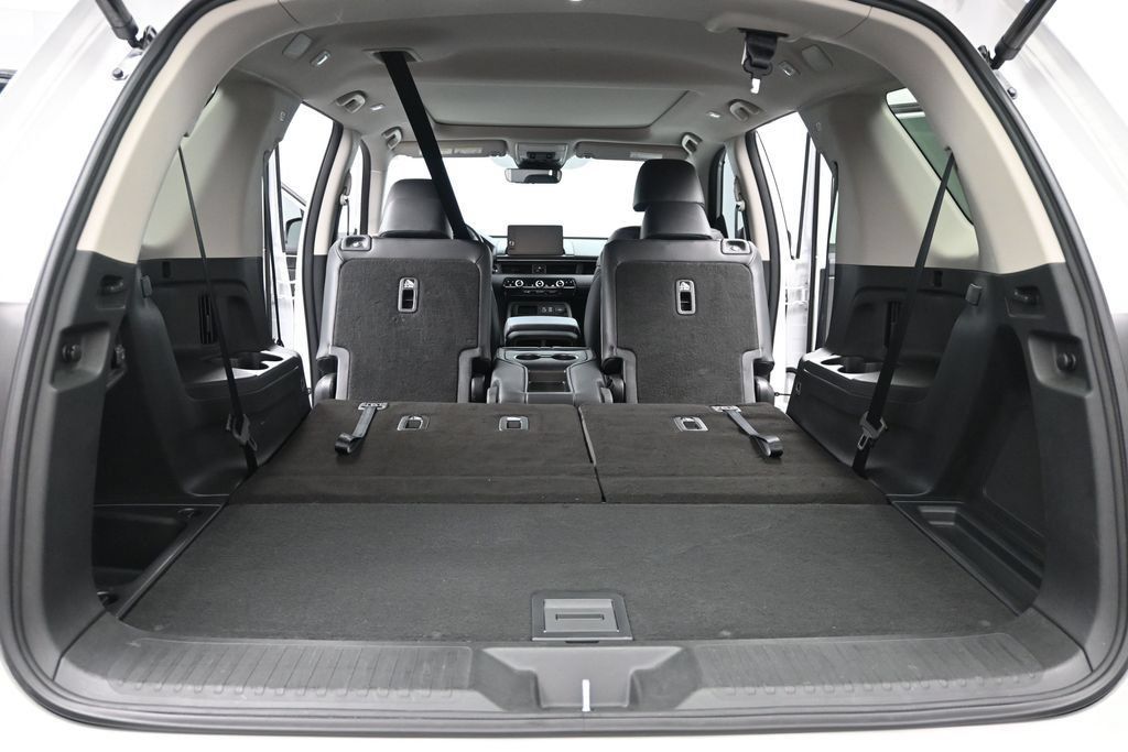 Used 2023 Honda Pilot Elite image 21