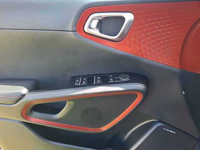 Certified 2024 Kia Soul GT-Line w/ GT-Line Technology Package FWD image 12
