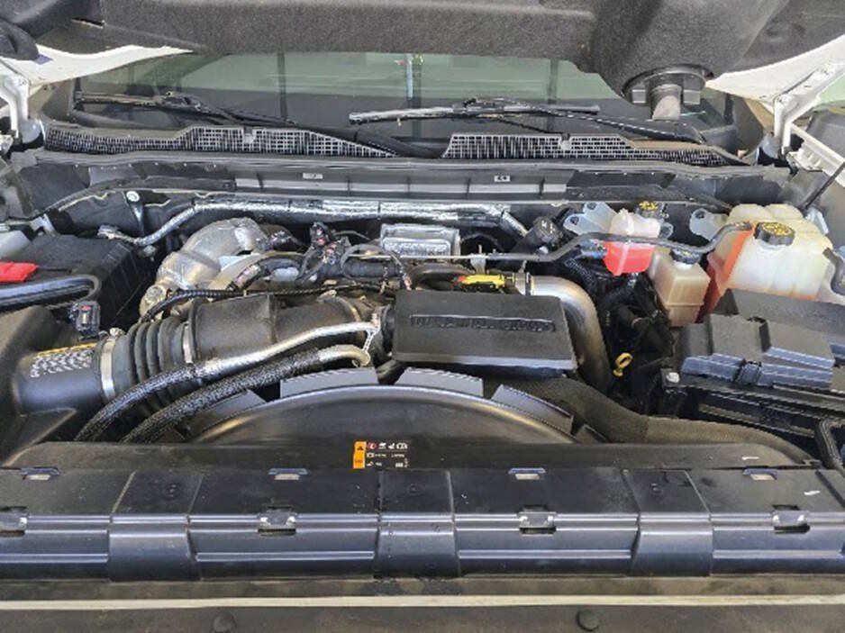 Used 2022 Chevrolet Silverado 2500 LTZ w/ LTZ Plus Package AWD/4WD image 19