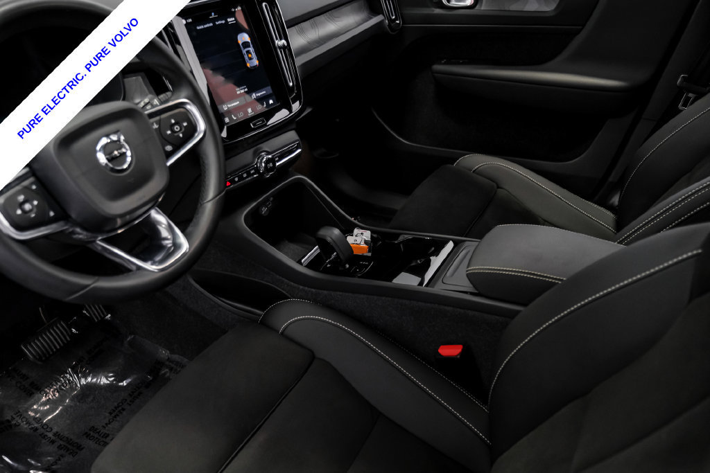 Used 2023 Volvo XC40 Recharge Plus AWD/4WD image 24
