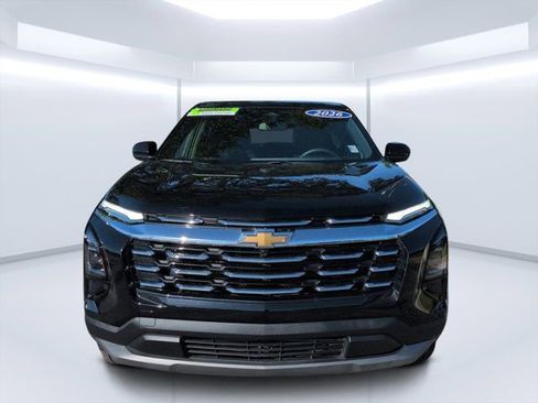 Used 2026 Chevrolet Equinox LT FWD image 8