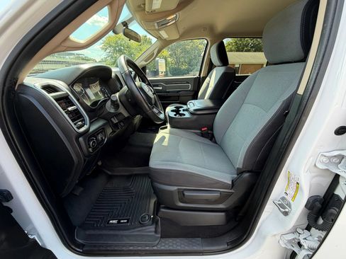 Used 2019 RAM 3500 Big Horn AWD/4WD image 15