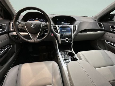 Used 2018 Acura TLX V6 SH-AWD image 23