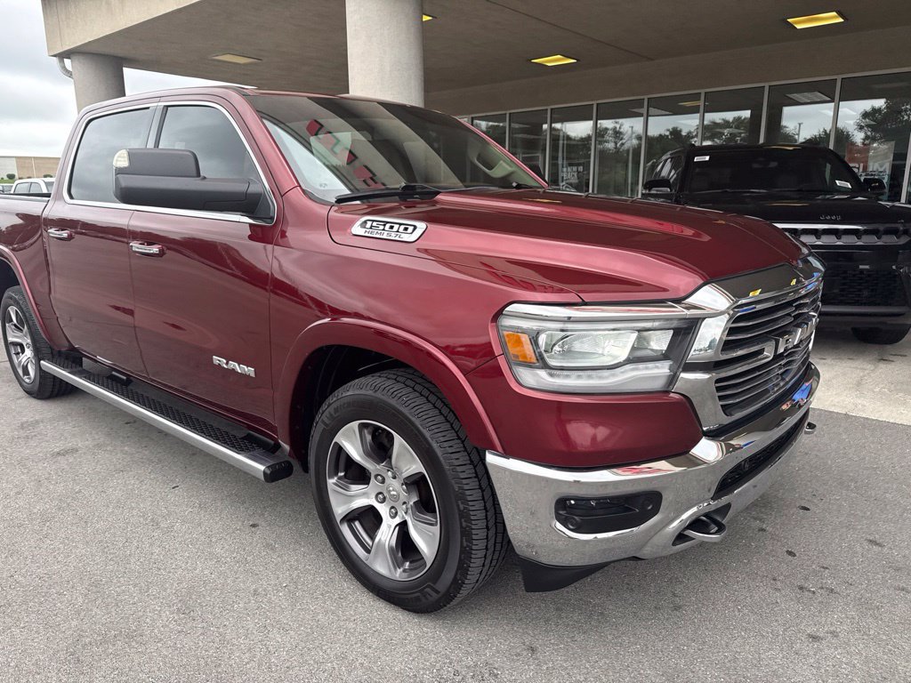 Used 2019 RAM 1500 Laramie AWD/4WD image 3