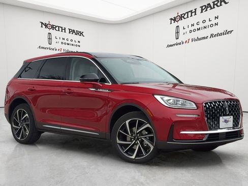 New 2026 Lincoln Corsair Reserve FWD image 1
