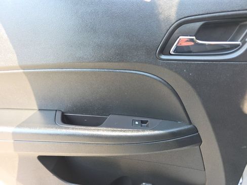 Used 2016 GMC Terrain SLE FWD image 18