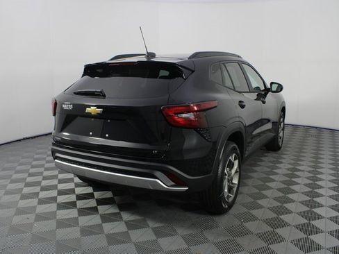 New 2026 Chevrolet Trax LT image 24