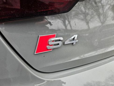 Used 2021 Audi S4 Premium Plus w/ Premium Plus Package image 11