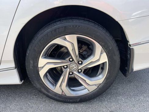 Used 2018 Honda Accord EX-L image 11