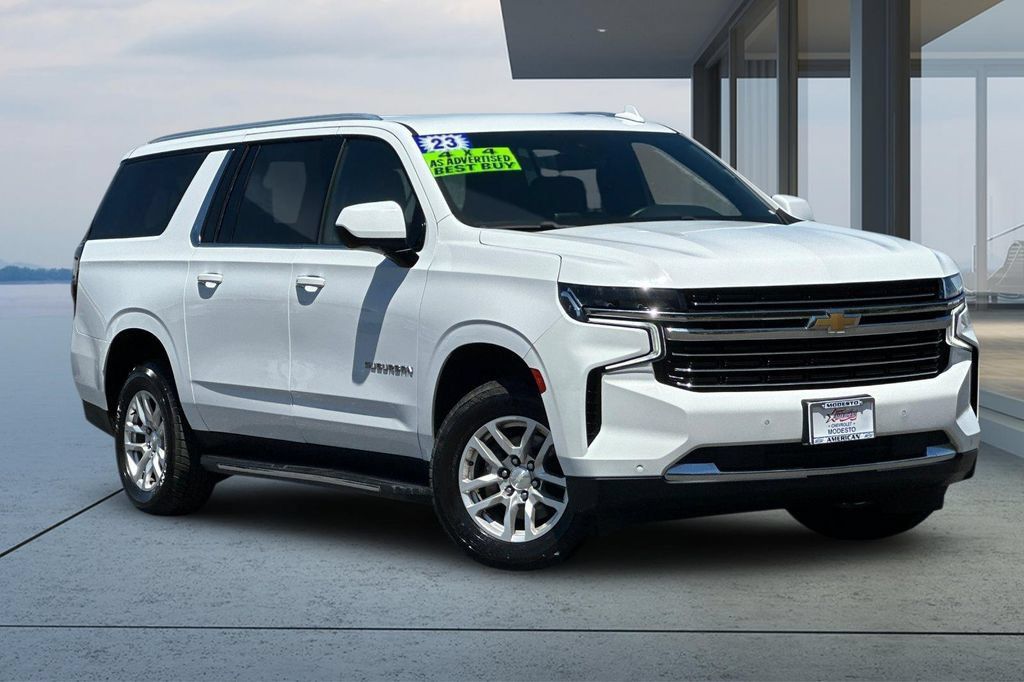 Used 2023 Chevrolet Suburban LT AWD/4WD image 2