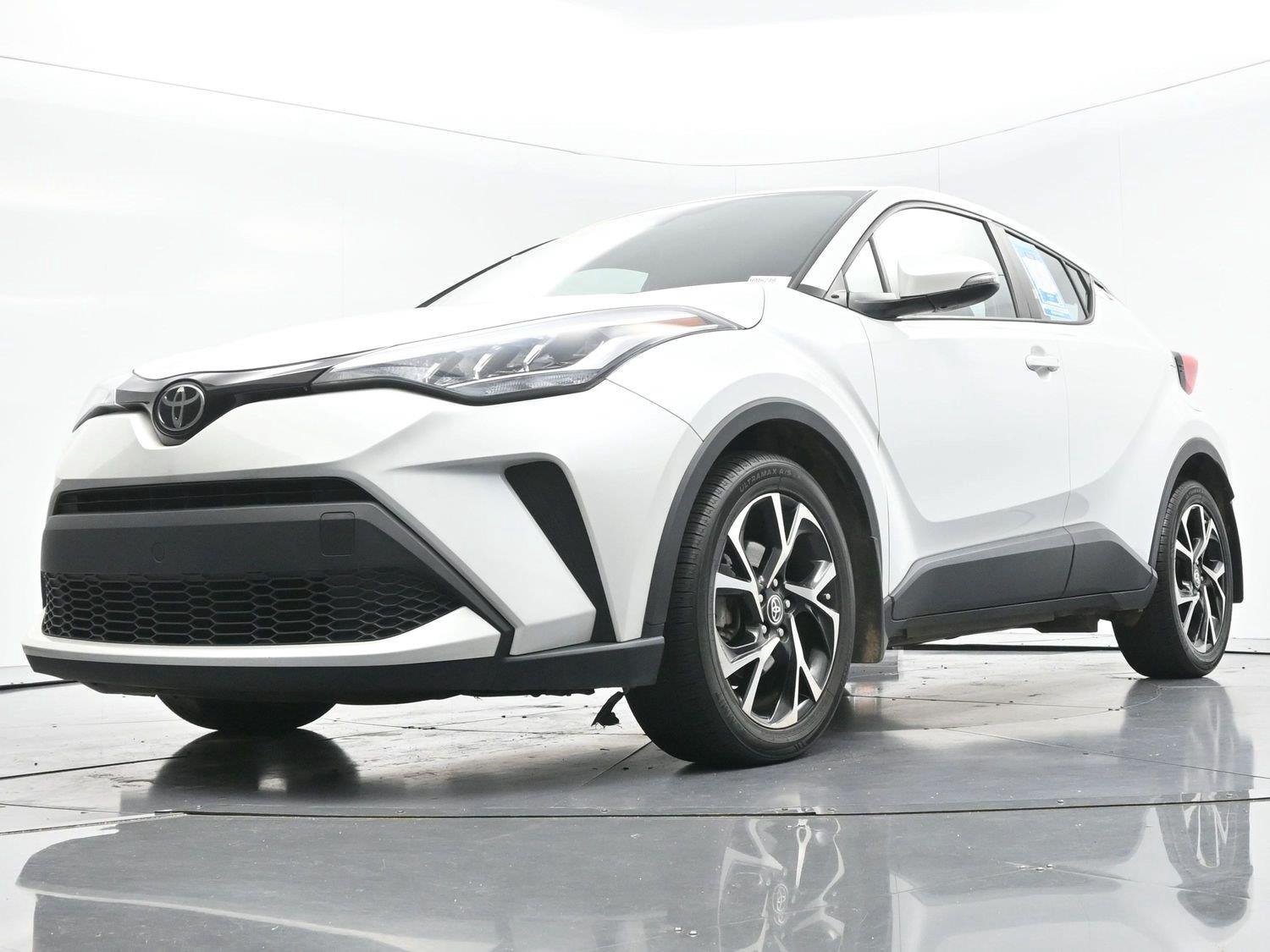 Used 2022 Toyota C-HR XLE FWD image 42
