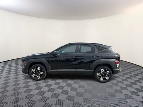 Used 2024 Hyundai Kona SEL AWD/4WD image 5