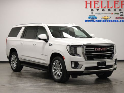 Used 2022 GMC Yukon XL SLT w/ SLT Luxury Package AWD/4WD image 1