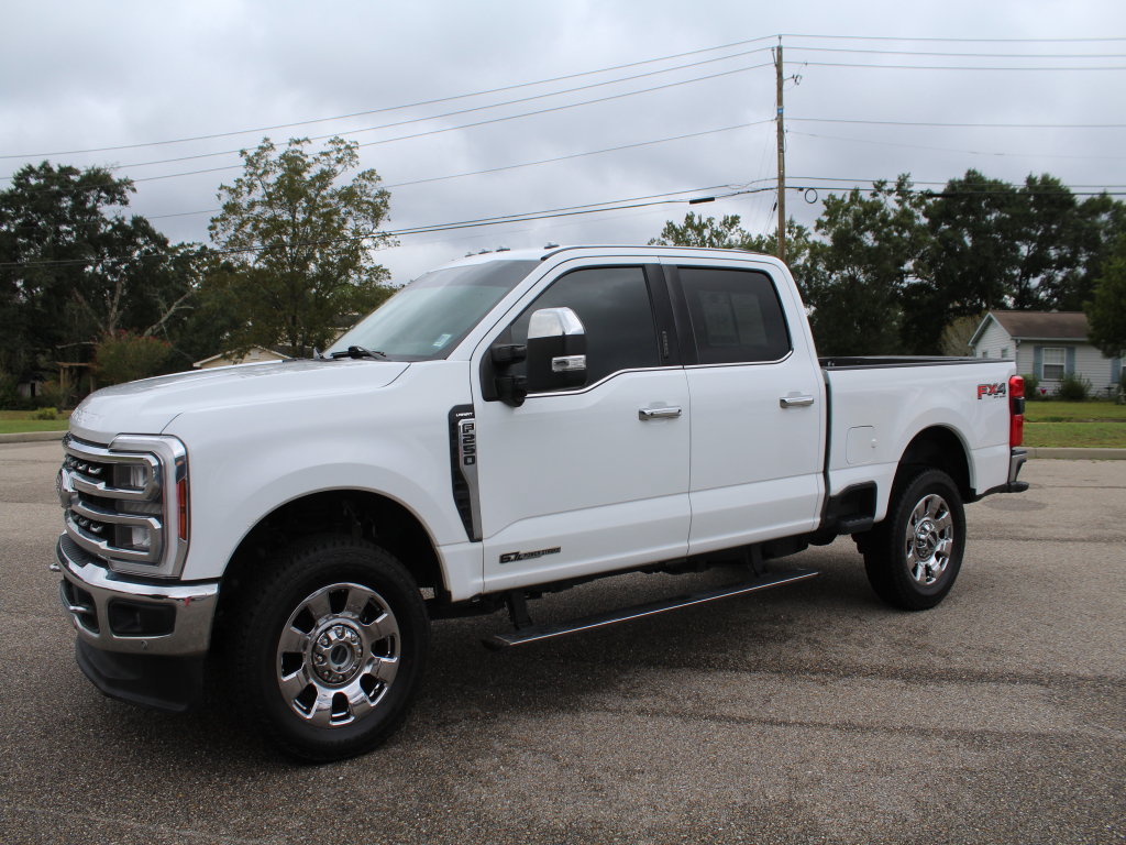 Used 2024 Ford F250 Lariat w/ Lariat Ultimate Package AWD/4WD image 1