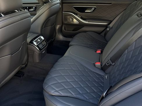 New 2025 Mercedes-Benz S 580 4MATIC Sedan image 11