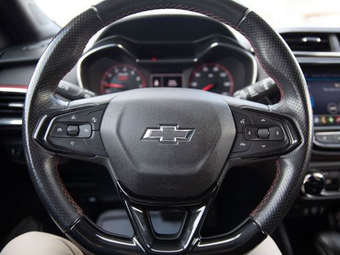 Used 2021 Chevrolet TrailBlazer RS w/ Convenience Package image 12