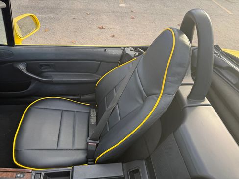 Used 1998 BMW Z3 2.8 RWD image 13