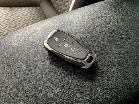 Used 2024 Chevrolet Equinox LS w/ Midnight Edition FWD image 32
