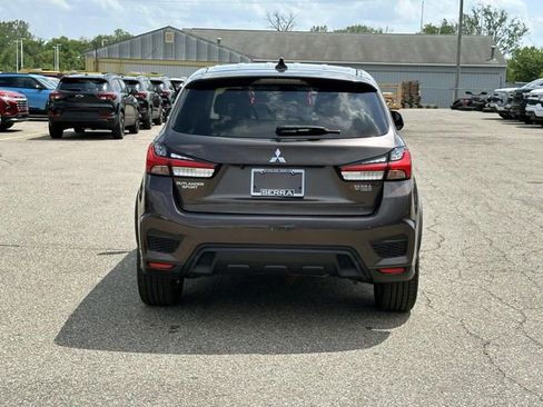 Used 2020 Mitsubishi Outlander Sport SE AWD/4WD image 6