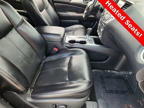 Used 2020 Nissan Pathfinder SL image 15