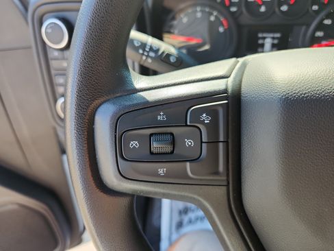Used 2025 Chevrolet Silverado 2500 W/T AWD/4WD image 17
