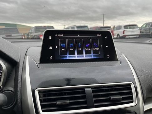 Used 2019 Mitsubishi Eclipse Cross LE image 39