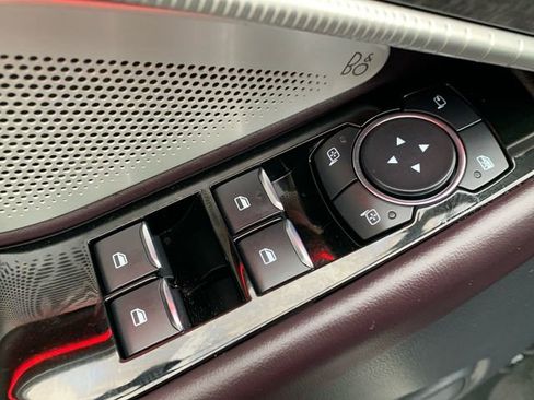 Certified 2025 Ford Explorer Platinum image 29