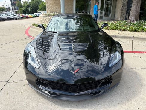 Used 2016 Chevrolet Corvette Z06 w/ 2LZ Preferred Equipment Group RWD image 2