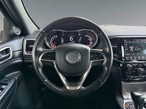 Used 2019 Jeep Grand Cherokee Limited w/ Luxury Group II image 17