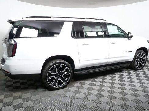 New 2026 Chevrolet Suburban RST image 2