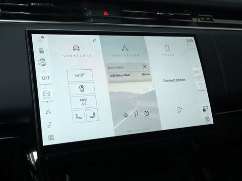 Certified 2025 Land Rover Range Rover Sport SE image 25