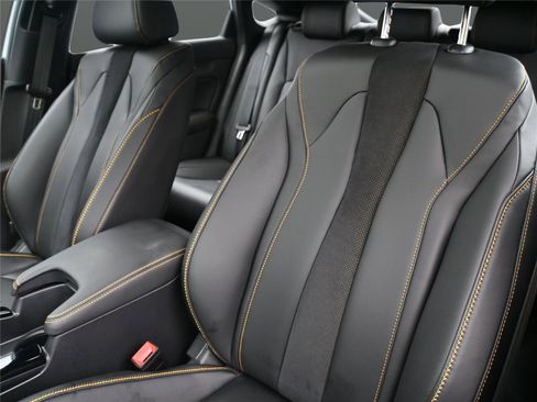 Certified 2026 Acura Integra A-Spec image 10