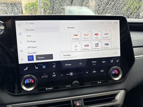 Used 2024 Lexus RX 350 Premium w/ Accessory Package (Z1) FWD image 16