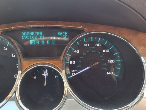Used 2009 Buick Enclave CXL w/ Trailering Provision Package FWD image 14