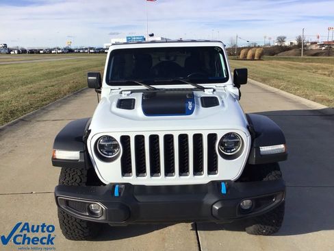 Used 2022 Jeep Wrangler Unlimited Rubicon 4xe w/ Cold Weather Group image 10