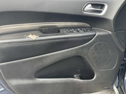 Used 2019 Dodge Durango SXT w/ 3rd Row Seating Group image 15