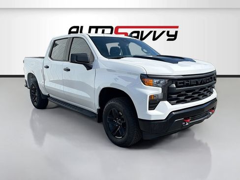Used 2024 Chevrolet Silverado 1500 Custom Trail Boss w/ LPO, Dark Essentials Package AWD/4WD image 1