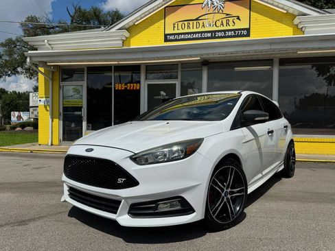 Used 2015 Ford Focus ST FWD image 1