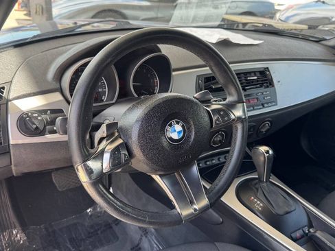 Used 2007 BMW Z4 3.0i RWD image 11